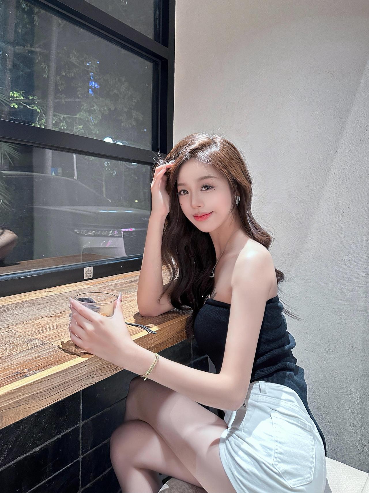 周末找到一家很治愈的小咖啡店☕️忙里偷闲的一点快乐找一家小店喝咖啡发