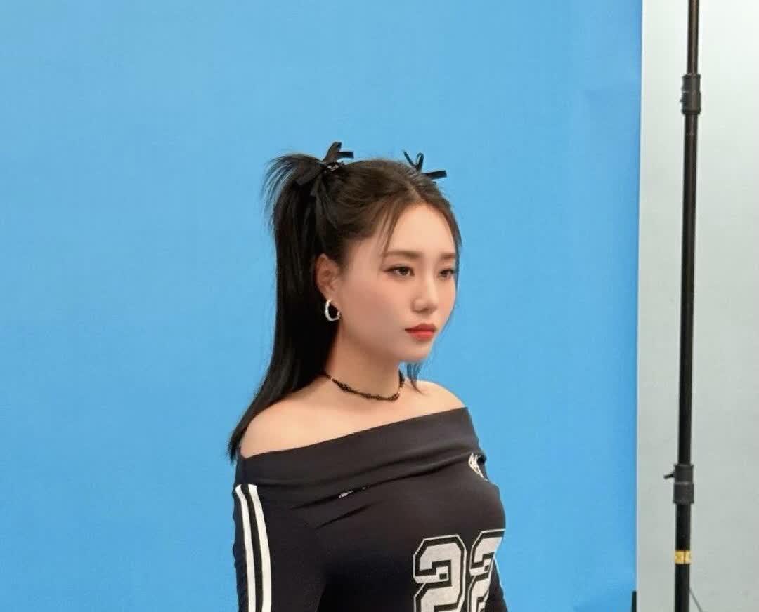 李雪琴你不要再瘦下去了，不要再美下去了，你这样，我真的快要不认识你了！我