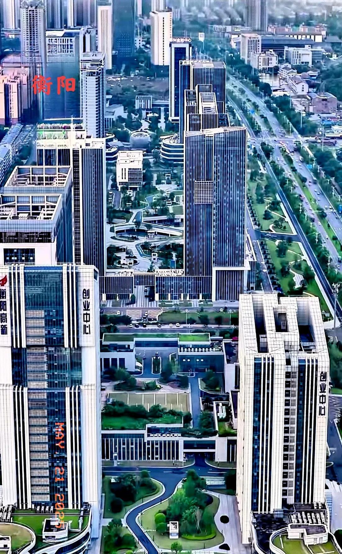 虽然有很多人说，衡阳的城市建设不如常徳和株洲，但现实摆在眼前，衡阳的城建并没有像