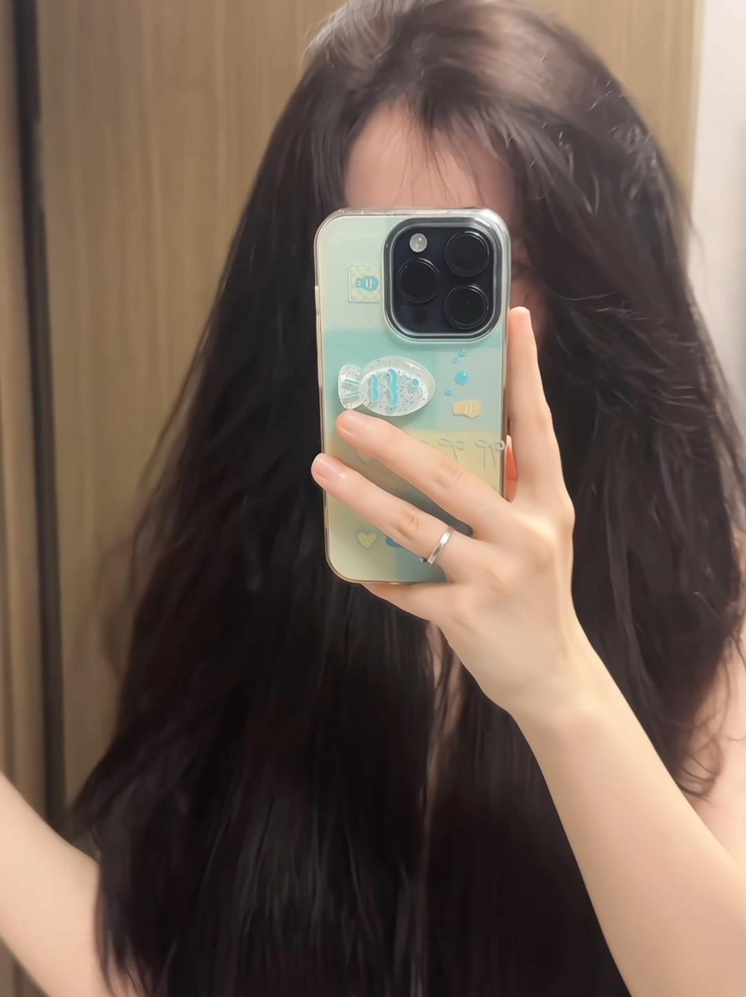 我这个头发怎么说都得给我剪掉一斤🙃