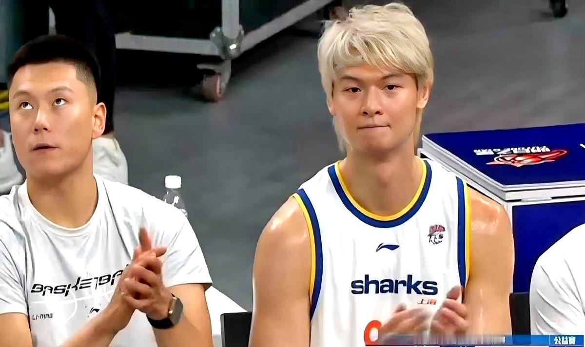 太给力了！上海队111-72四川队，看看上海队球员得分数据和正负值，谁才是赢球最