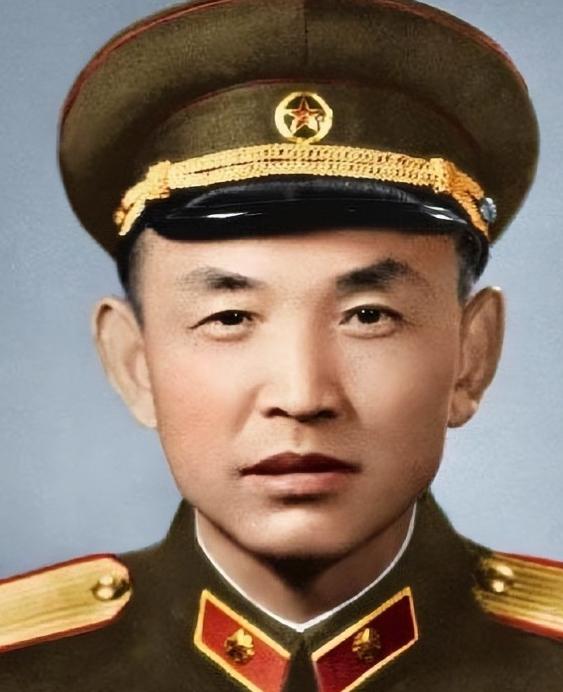 华国锋主席是毛主席亲自培养的接班人，是党的第二代领导人，黎原将军为人正直，华国锋