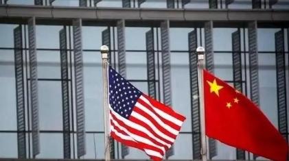 眼下，全世界都在看中美谁先撑不住。中美经济这场漫长的拉锯战，到了一个很微妙的节骨