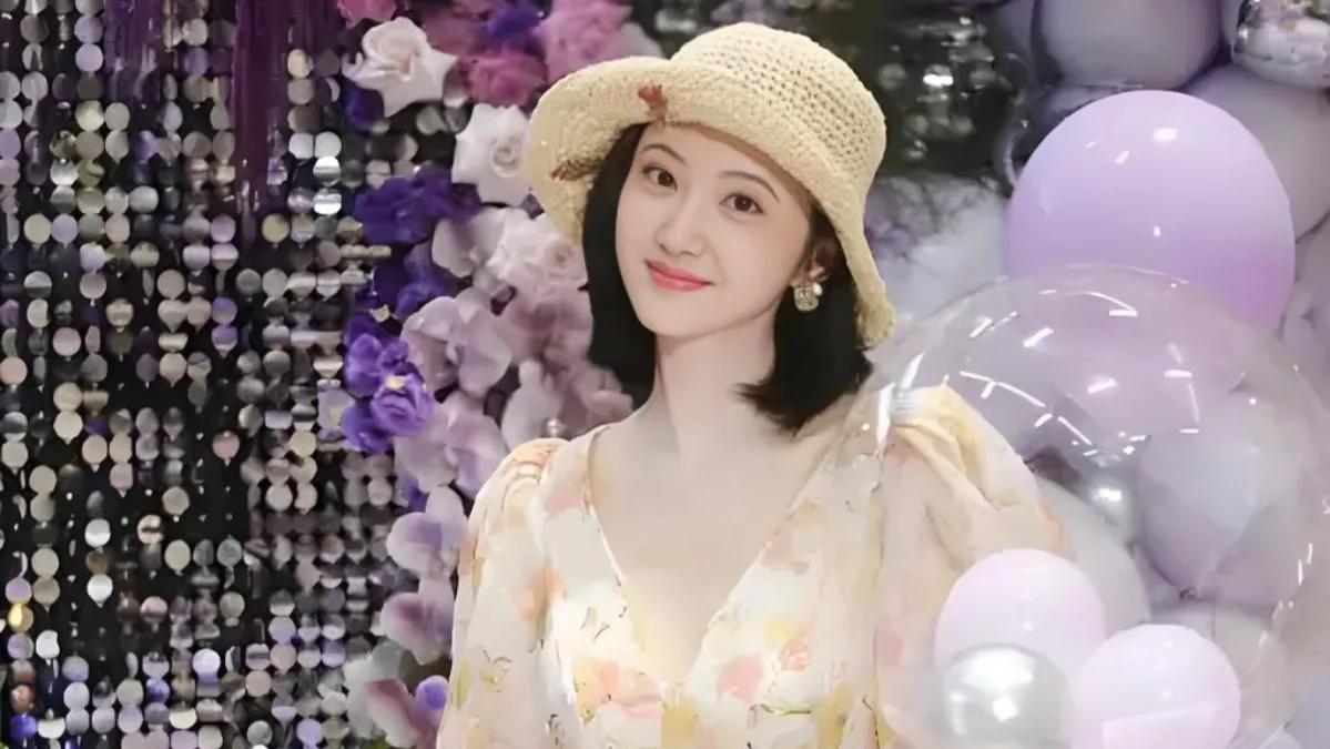 景甜未婚却有了“育儿梦”？背后藏着这些秘密景甜近来似乎“沉迷”于小孩哥做饭