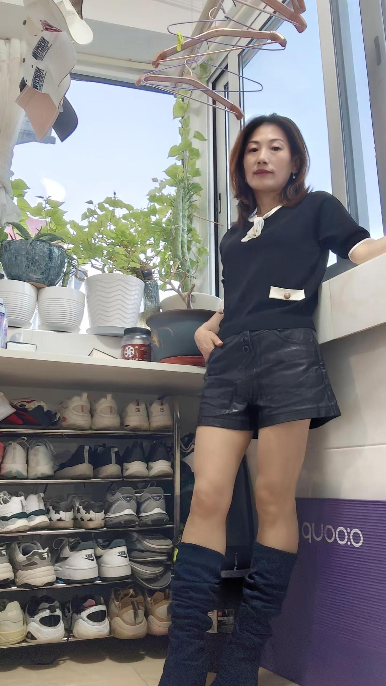 其实感情不伤人，伤的都是重感情的人，爱上一个人没错，错的是没有遇见珍惜你，对你好