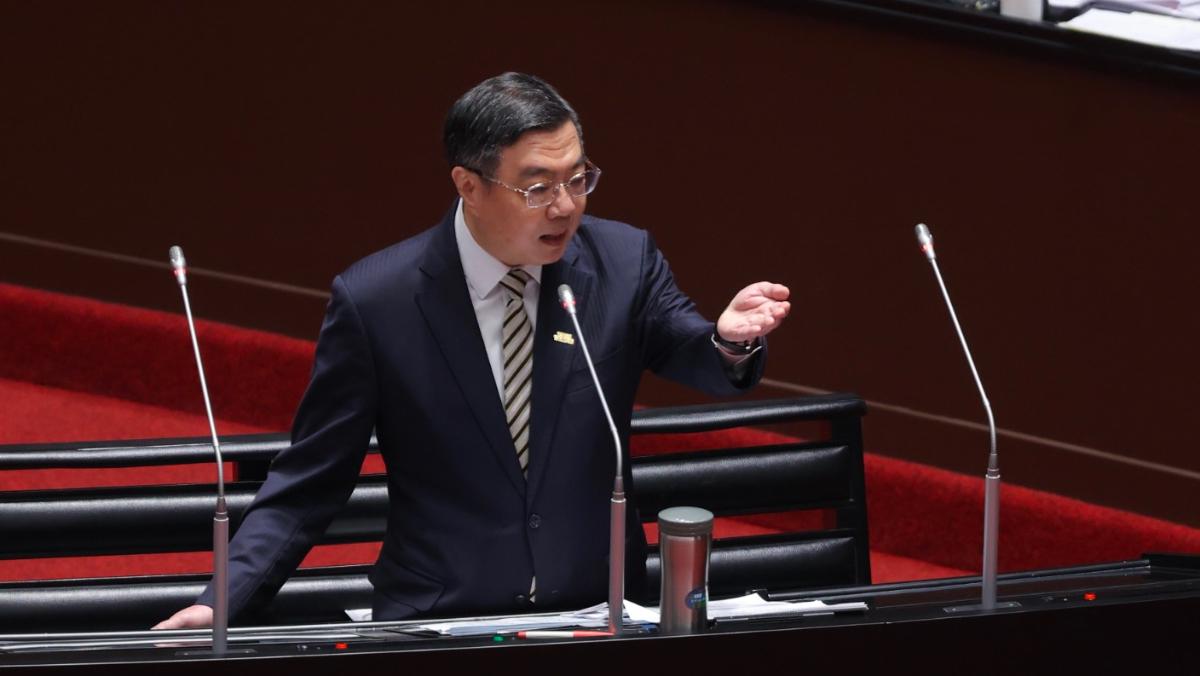 蓝白联手强势表决通过谴责卓荣泰案　并要求吴钊燮请辞下台立院今天（2日）在蓝白