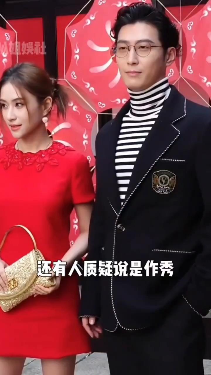 路人镜头：窦骁何超莲夫妻感情。当明星夫妻暴露在路人镜头才知谁是真爱。·你看窦