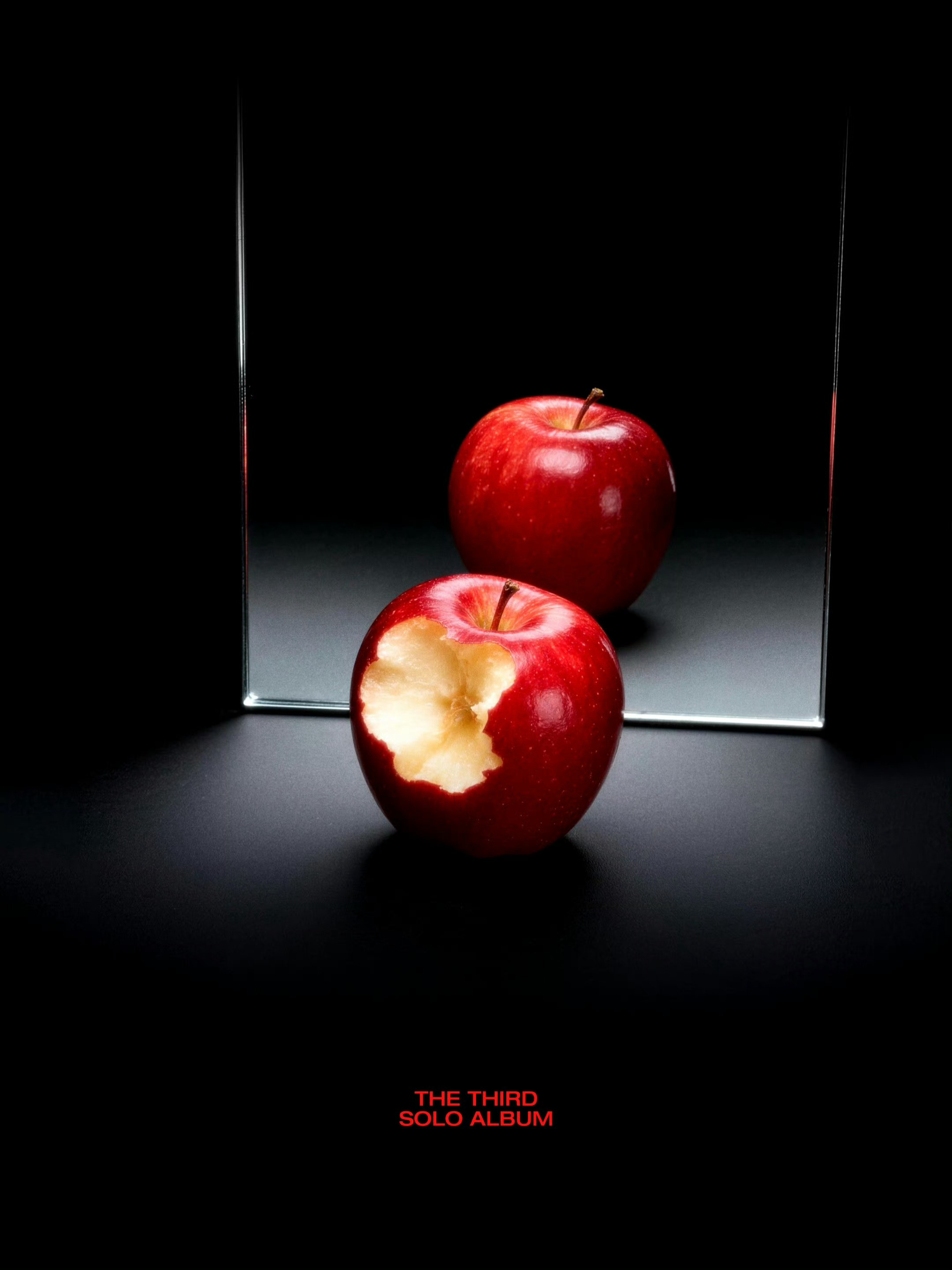 妈呀这个借代，不同的角度的自己是不一样的，就像一颗苹果本来是被咬了一口的，但在镜