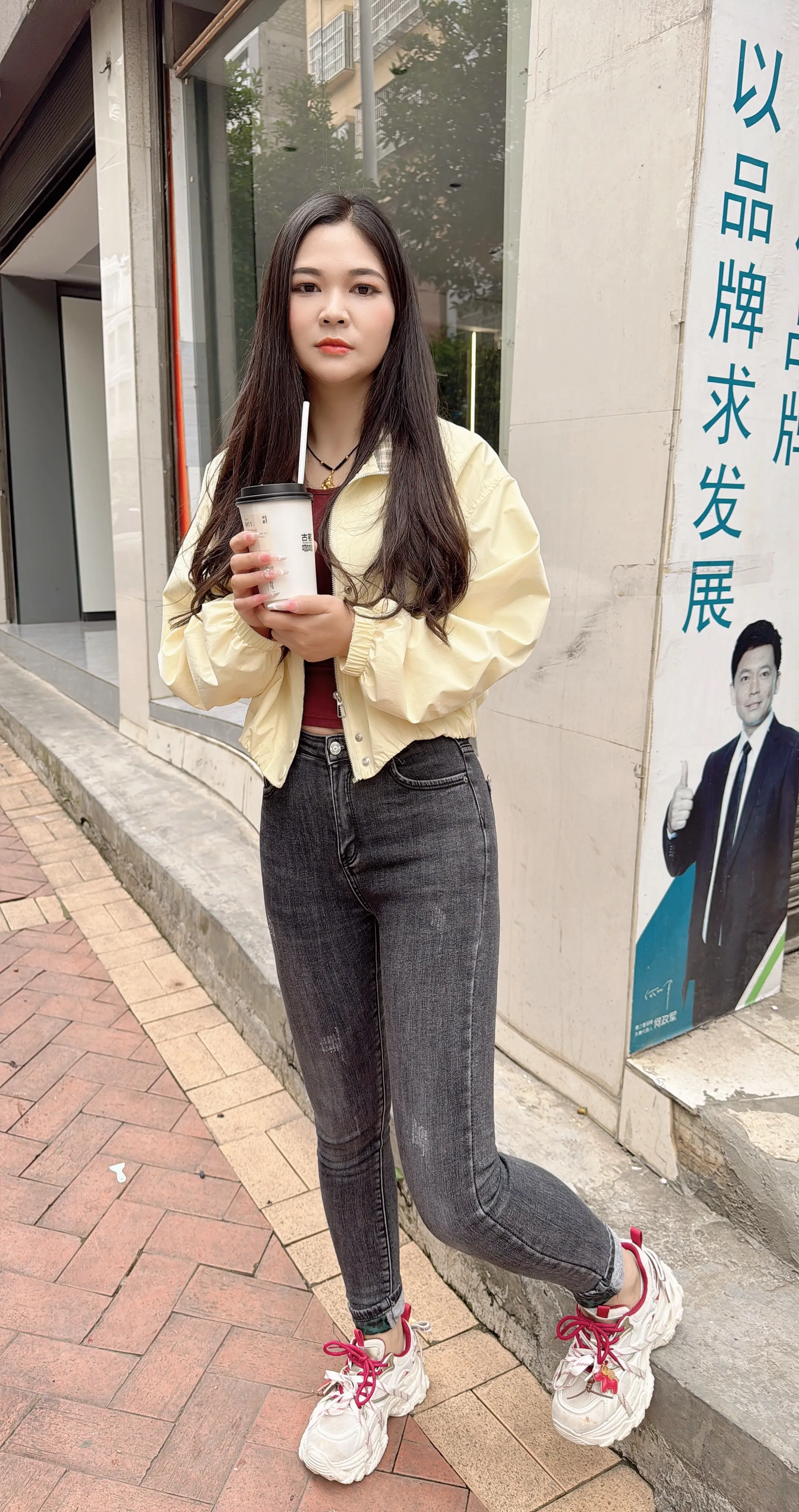 随拍女孩