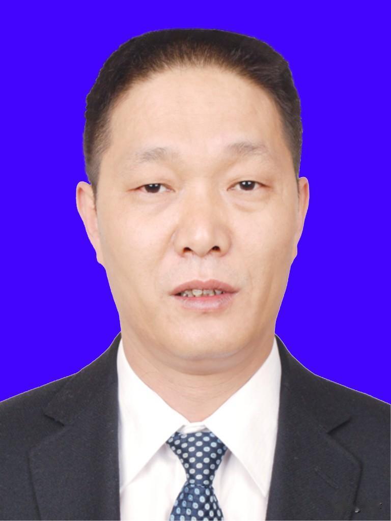 鲍吉克：从产煤大镇的镇长，到全省最大能源国企的总经理人选9月14日，贵州省