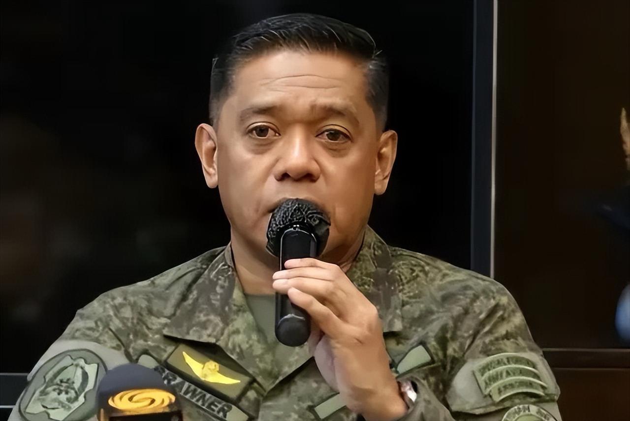 5月14日，菲律宾武装部队总参谋长布劳纳突然召开记者会，当着所有媒体的面，斩钉截