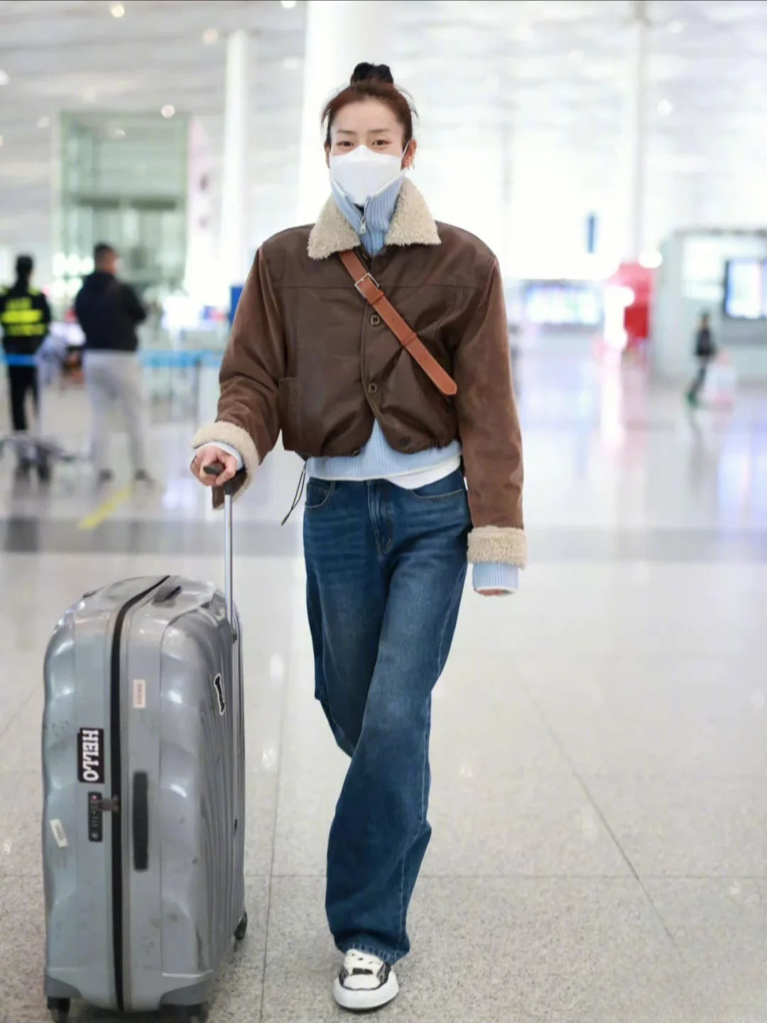 刘雯机场私服｜秋冬复古氛围感直接拉满