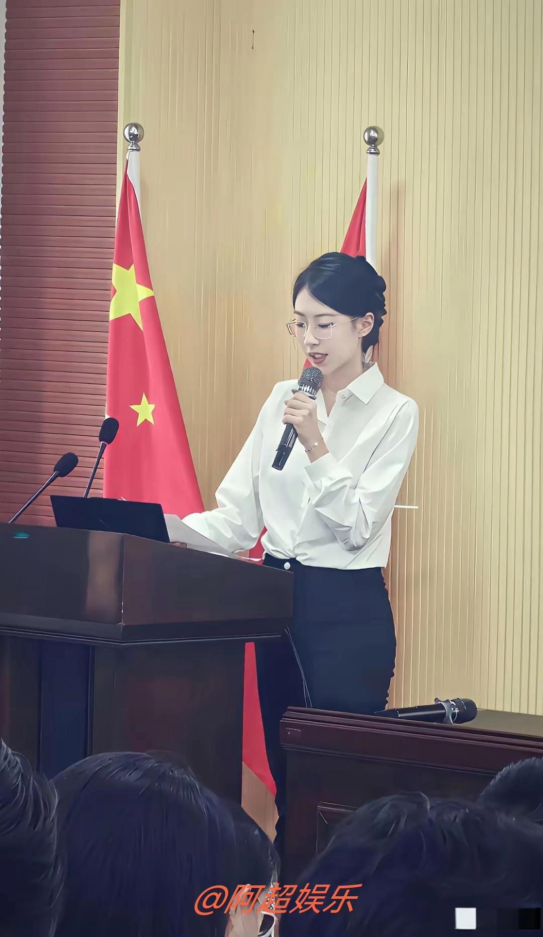 男人要具备什么样的条件，才能娶到体制内漂亮的她？？？？