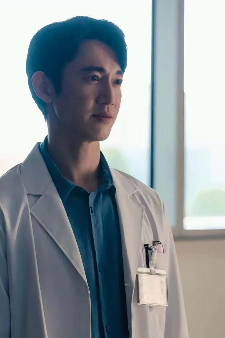 好奇查了下吴慷仁的出身不查不知道一查吓一跳