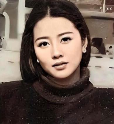 1969年，2.3万起迫害知青案件，其中70%是对女知青下手。在那个喊破喉咙也没