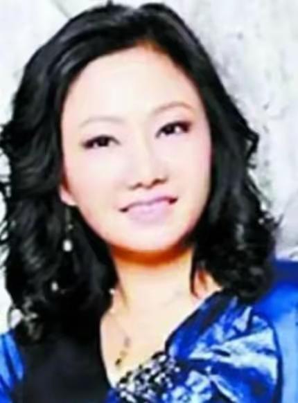 宁愿重罚也拒不退赃！山西最美女记者贪腐6359万，法官劝她退钱还能留条活路，她眼