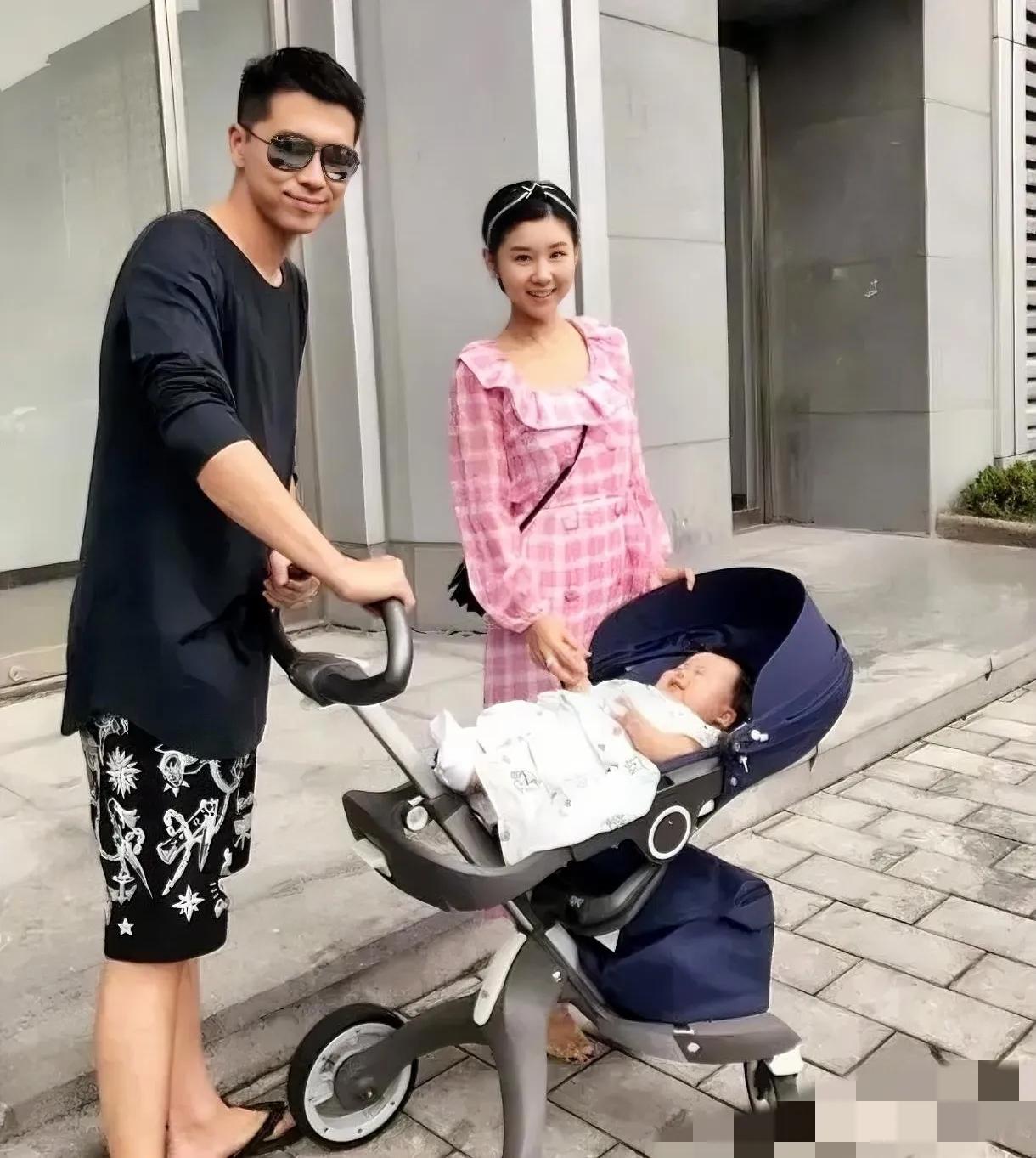 这下，都羡慕李小萌这个女人了。王雷一个月工资六千，看中了一条5200的钻石项链