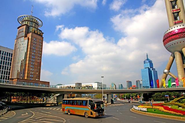 中国gdp经济增长图_2060年中国gdp(3)