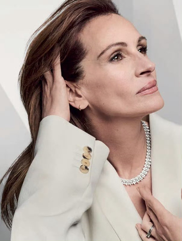 JuliaRoberts72Magazine封面大片摄影：Craig