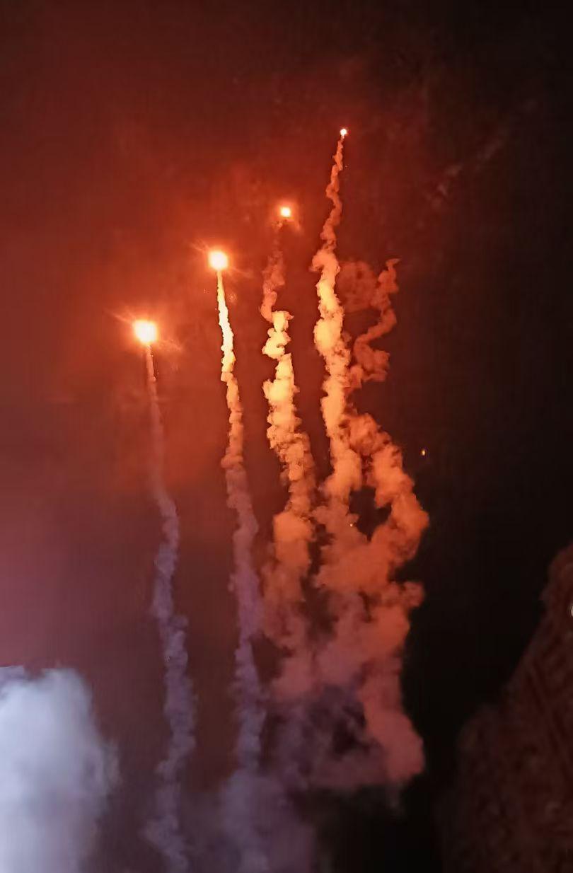 春节可以放炮吗。再有一个多月，又到2026年春节了。每年春节来临之前，是否可