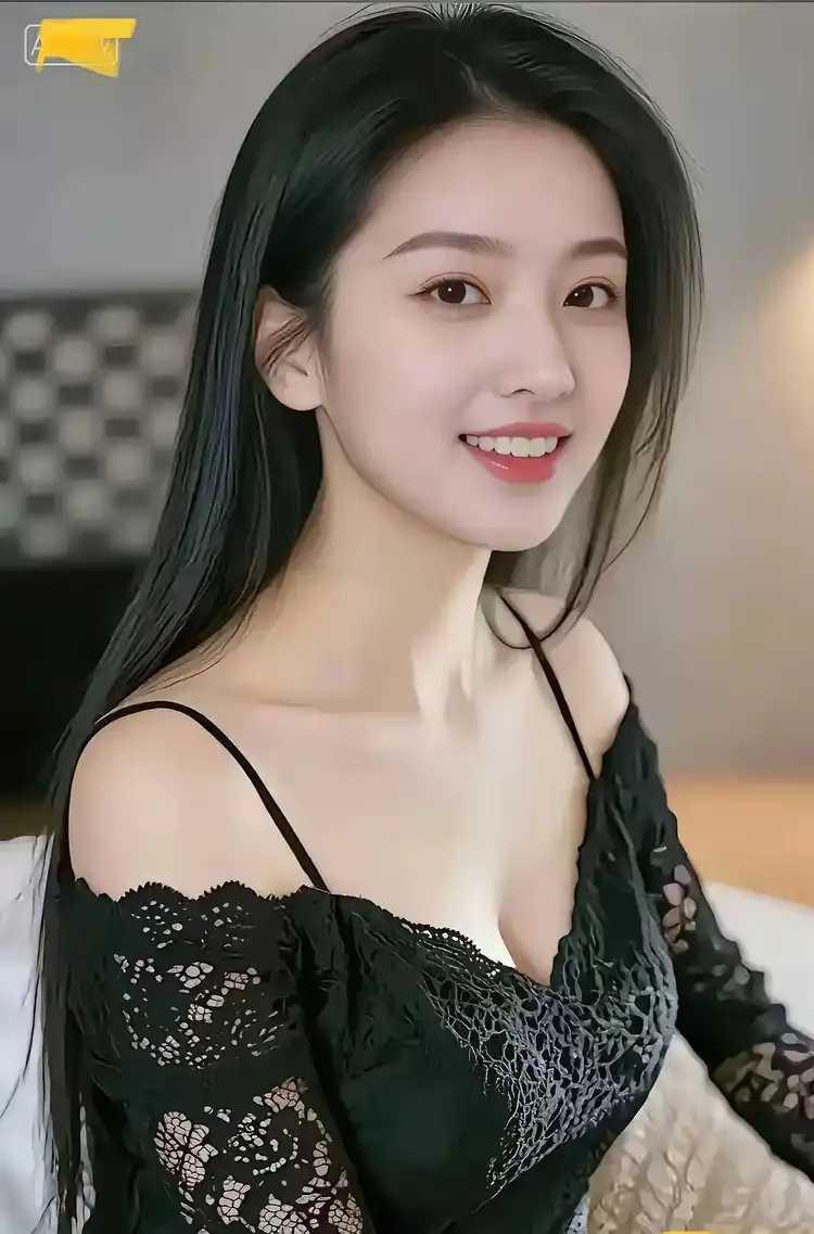 高颜值美女，还不如普通女孩好嫁人。美甲师阿丽就是一个高颜值美女，身材比例恰到好