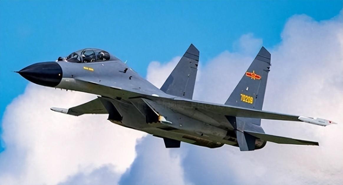 苏联解体前夜，神秘战机飞向中国，为何被称作“最后的遗产”？1991年寒冬，西