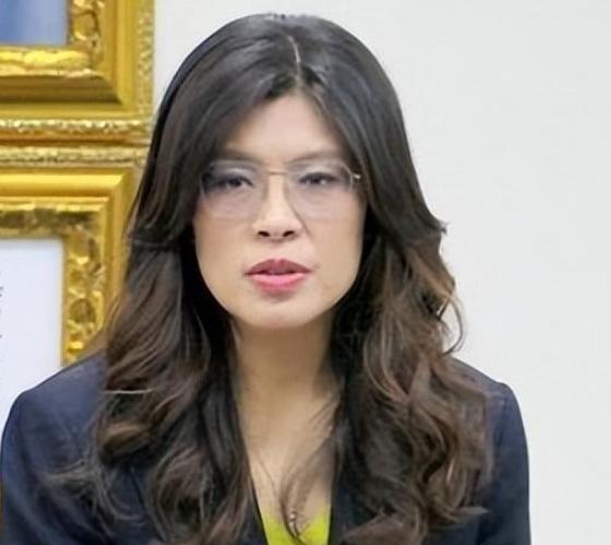 解放台湾很可能走解放天津的路子。即：解放军通告台湾交权的最后期限，期限内台湾置若