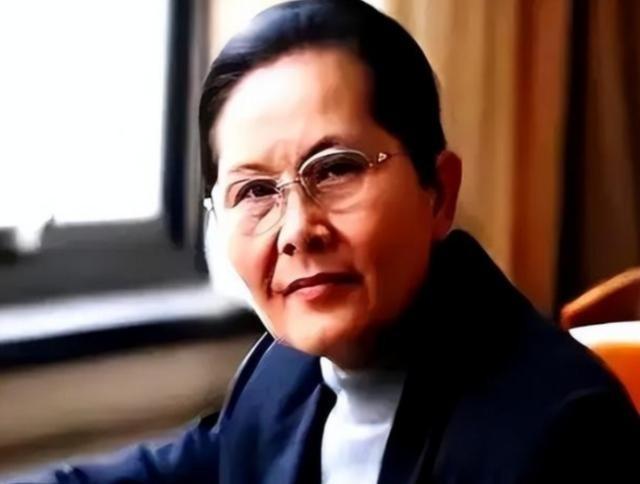 乌克兰，终于醒了？原以为俄罗斯背后最铁的盟友，是伊朗和朝鲜，结果绕了一圈才发现：