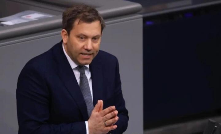 空客吃饱，政客骂街！德国对华政策，正在走向致命分裂。默茨访华首日，中国敲