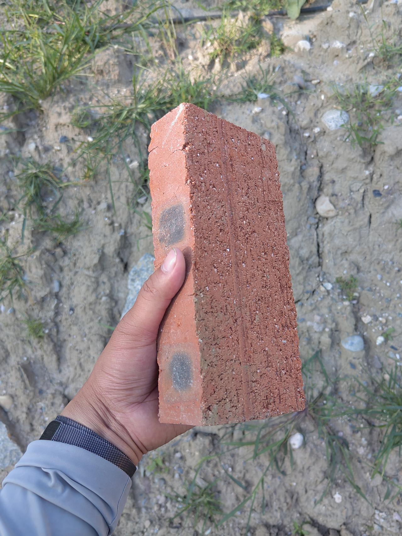 全国一级建造师水利专业在大家指着专家骂声中结束了，同样作为考生的我也是对他恨之入
