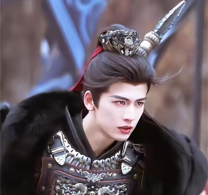 与其全网铺天盖地的去批评粉底液将军，倒不如问问为什么这么离谱的电视剧能够轻易就过