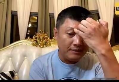 刚刚移居美国兴奋劲还没过去的袁老师，已经和甜甜圈一样，已经体验到资本主义刮骨钢刀