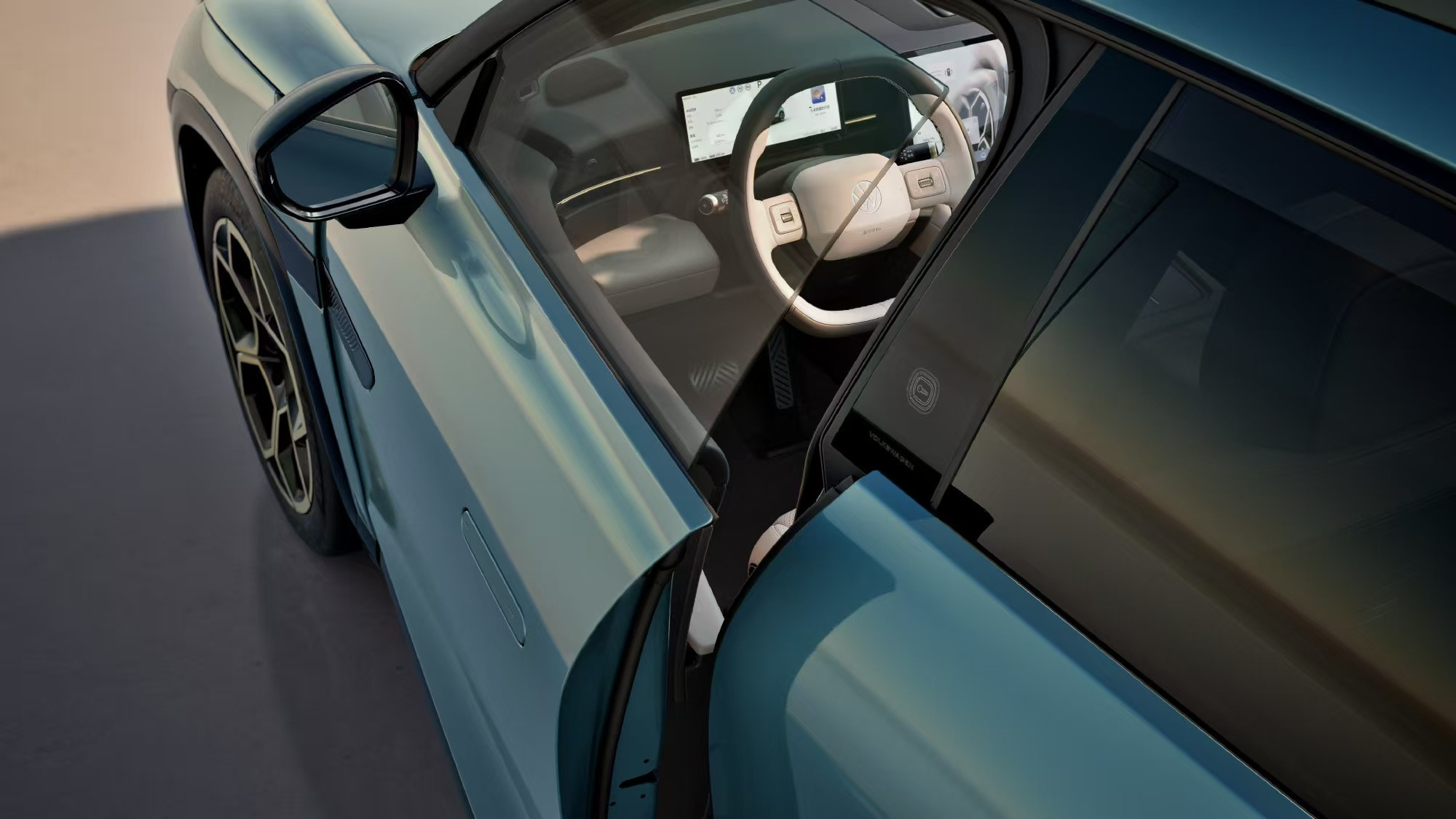 与众08遥遥领先豪华大五座新卷王来了选家用SUV，最怕空间小、配置拉胯、坐着不舒