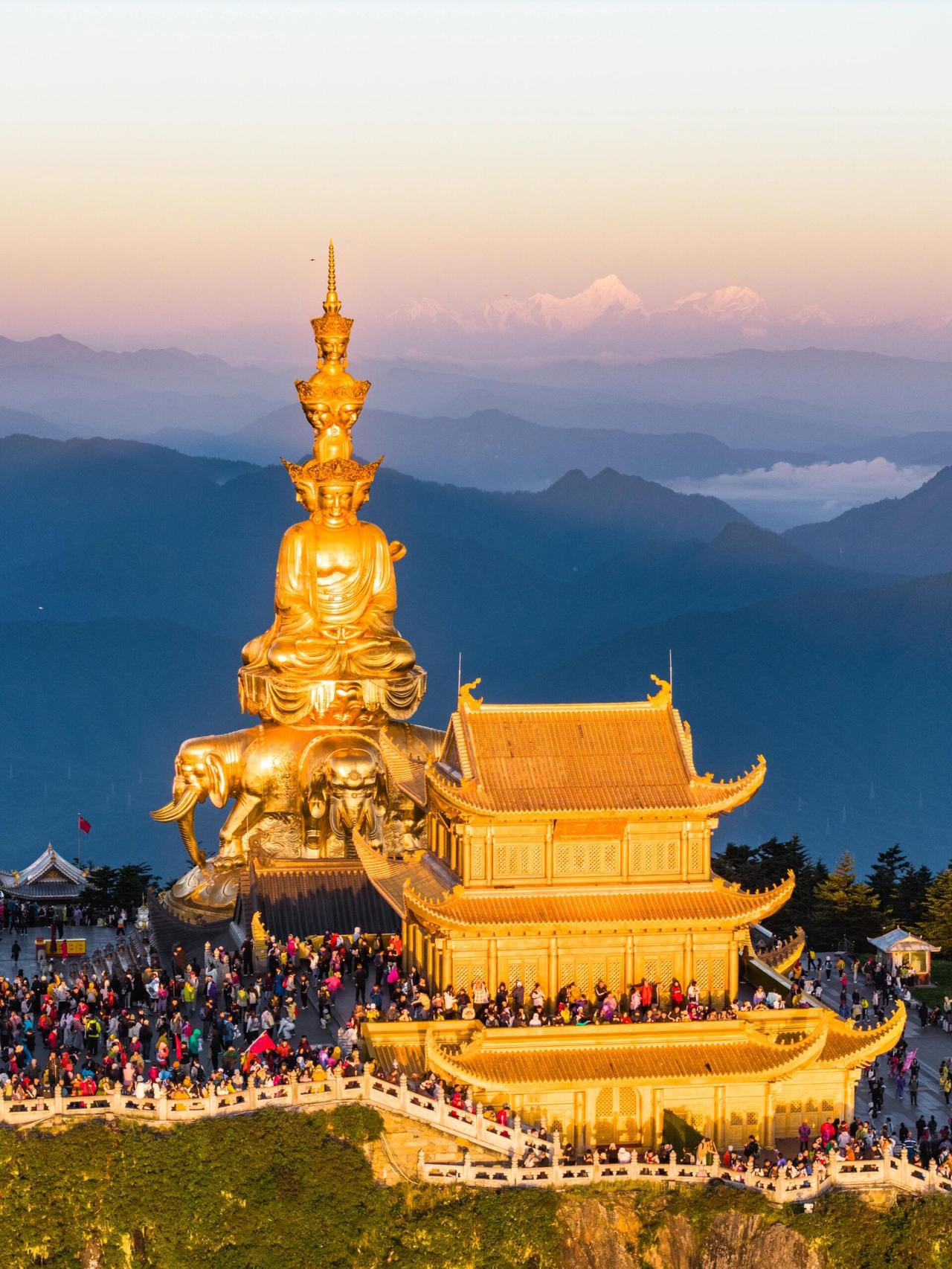 爬完峨眉山，心里真的藏了好多问号，求本地人和常去的老驴友帮忙解惑!下次去争取少走