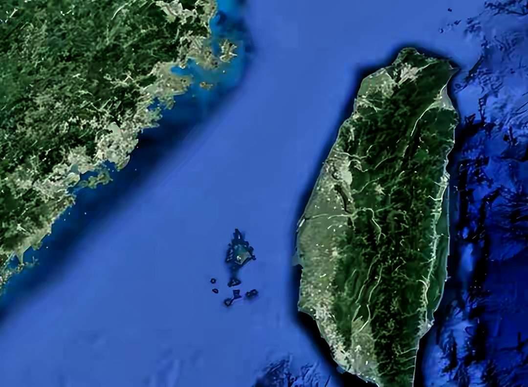 荷兰窃台湾，没问台湾人；郑成功收台湾，没问台湾人；日本殖民台湾，也没问台湾人