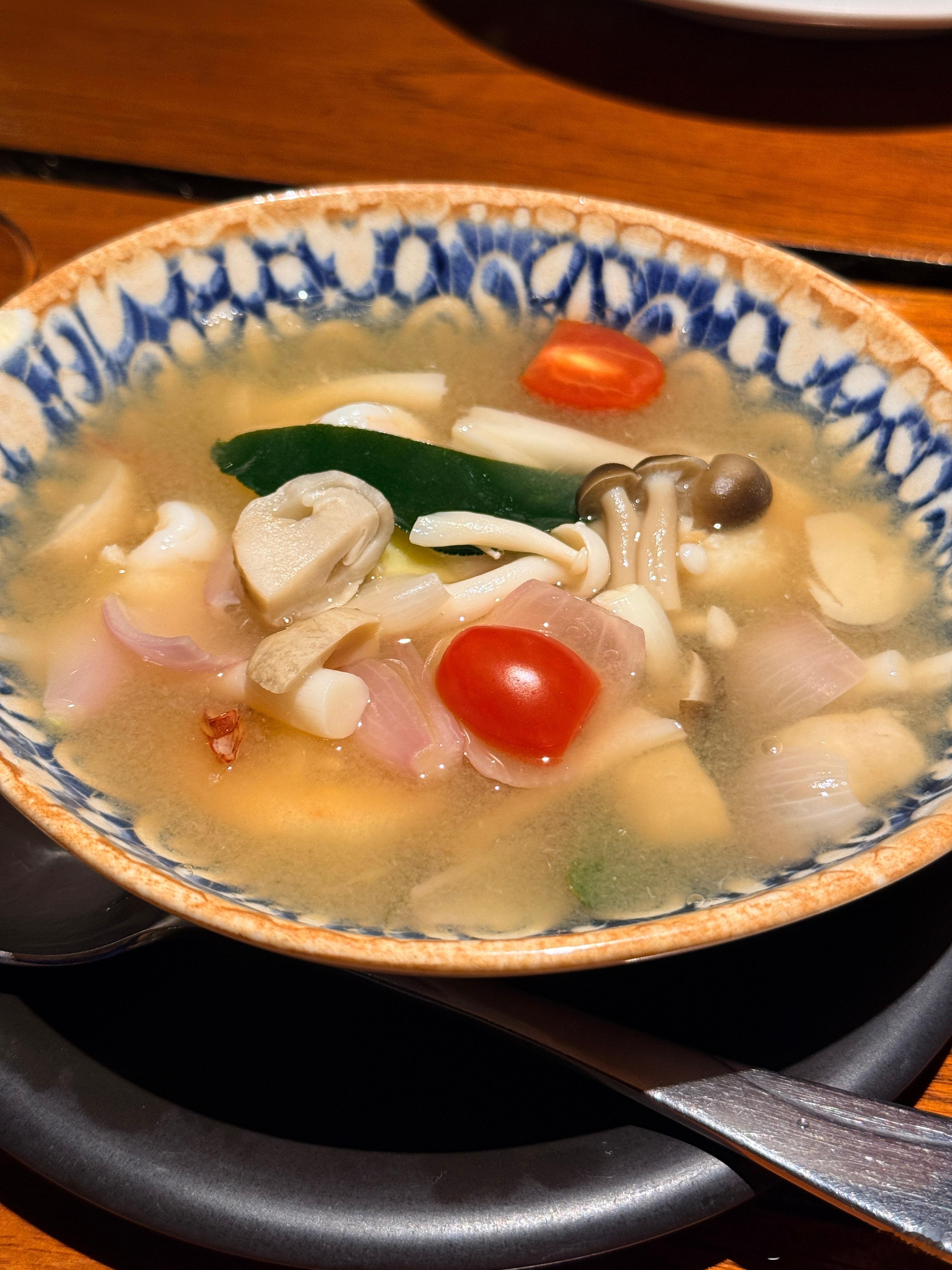 不是，这真能吃吗家人们？这（p4）不是生豆角吗？彪哥的教训告诉我有毒啊