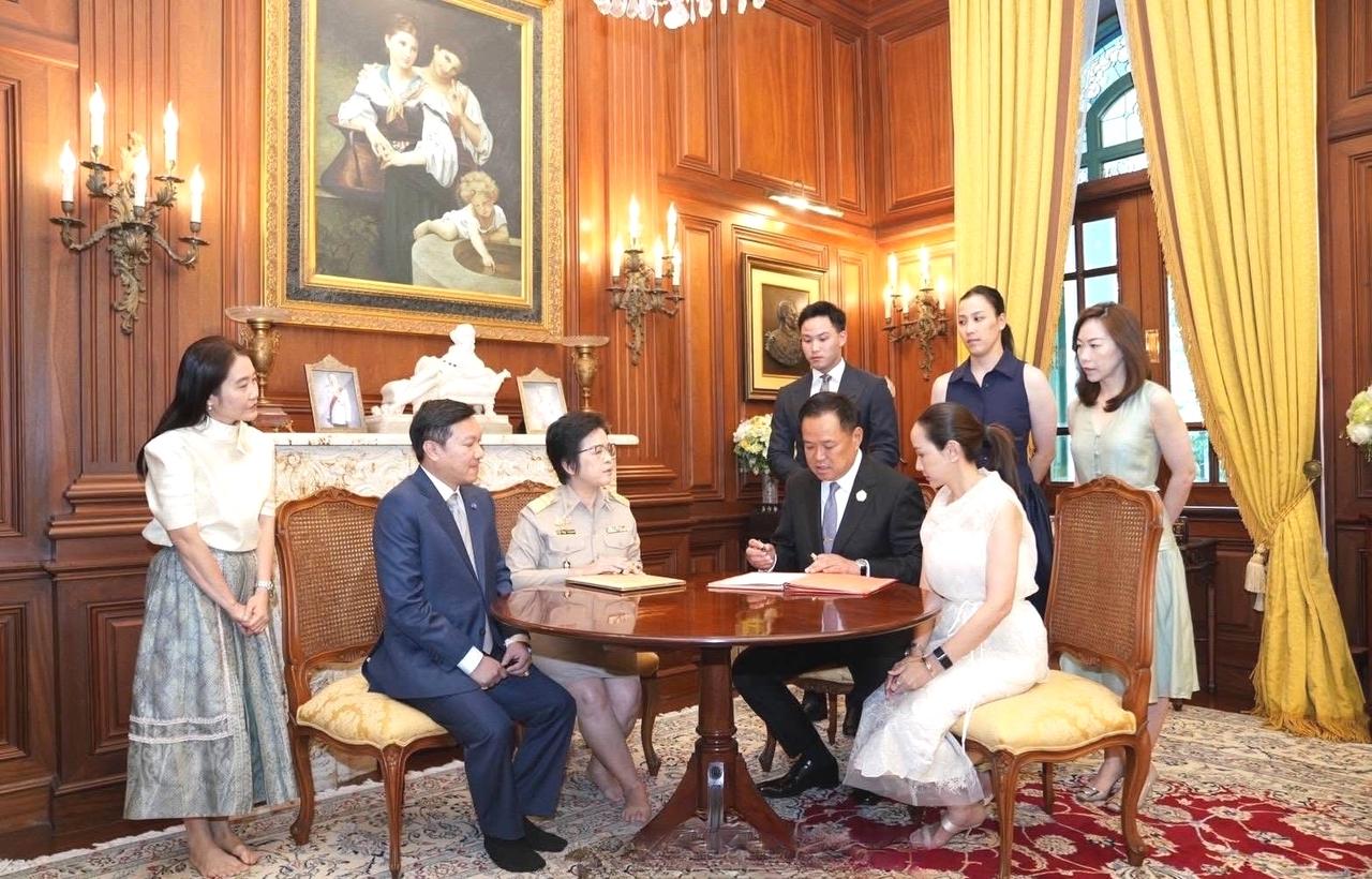 阿努廷是双喜临门。2月13日，阿努廷是双喜临门。第一喜，与为泰党达成一致