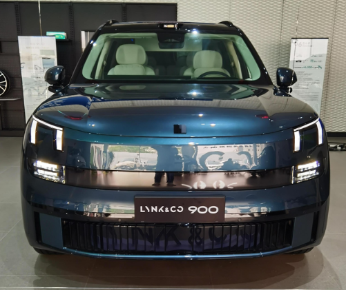 领克900要买2.0T吗？用数据说话这款车的整体驾驶感受非常不错，车身很大但是