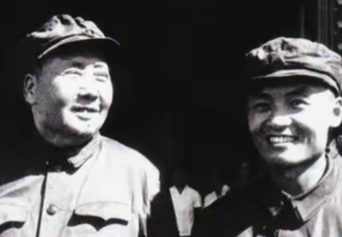 1975年2月，毛远新给营口、海城县的群众们下了一个死命令：所有人晚上必须睡马路