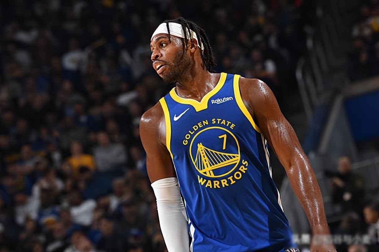 明明状态如此糟糕，勇士还非要每场比赛都给他稳定的出场时间？魔术队赢了勇士队，比