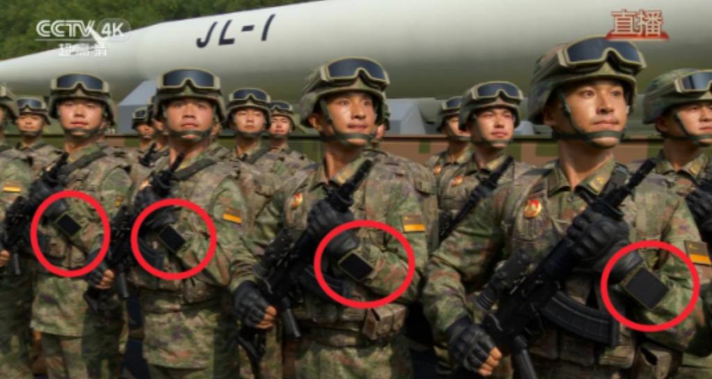 你以为阅兵最让西方破防的，是东风导弹吗？错了。真正让他们感到恐惧的，是每一个士兵