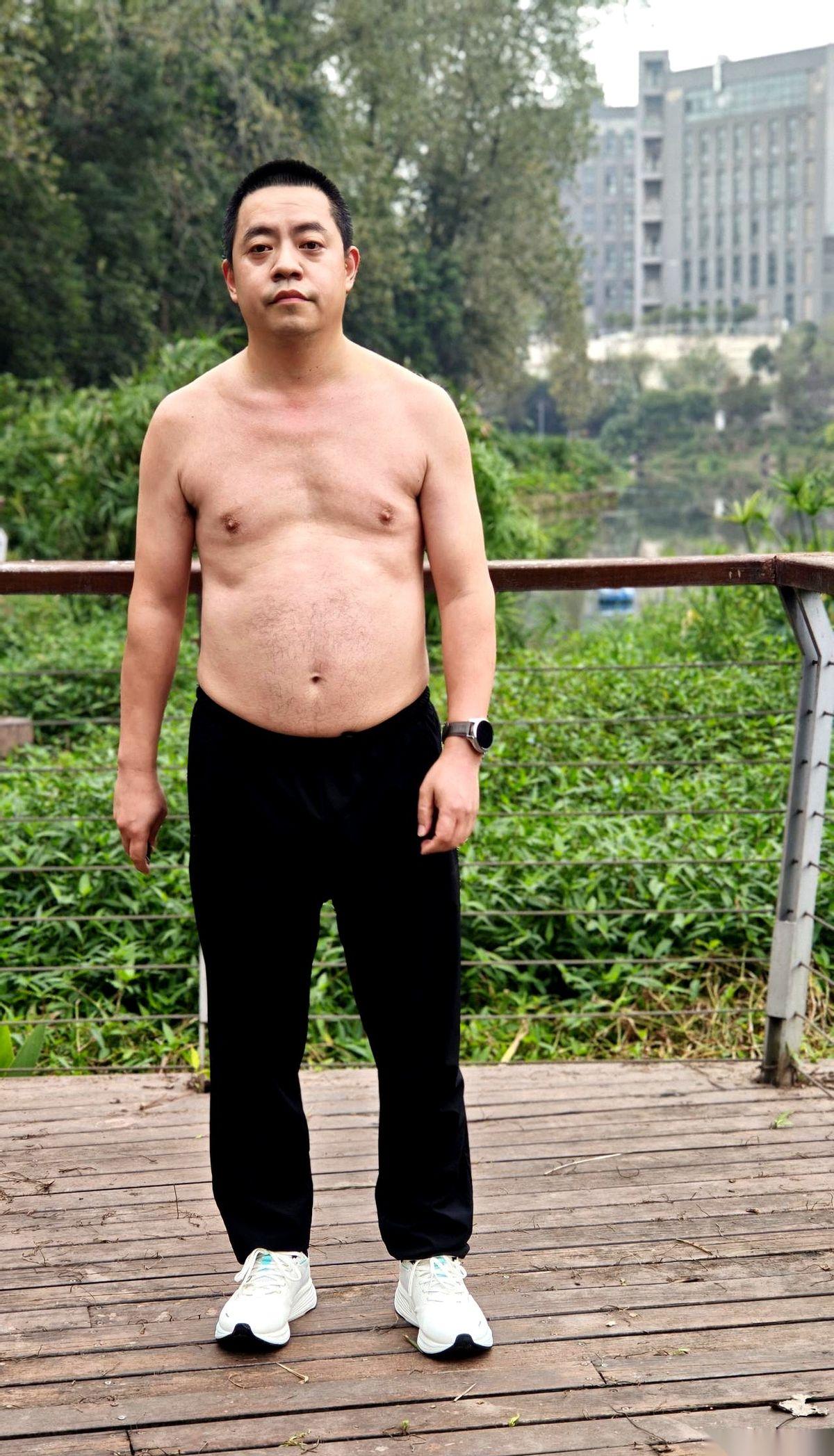 中年人跑步，废掉的第一个器官，真不是膝盖。是脑子。总想着跟二十岁的小伙子一样