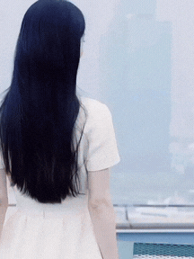 她的每一个瞬间都让人挪不开眼，怎么看都美到心尖上～温婉大方的美女温柔气质美女