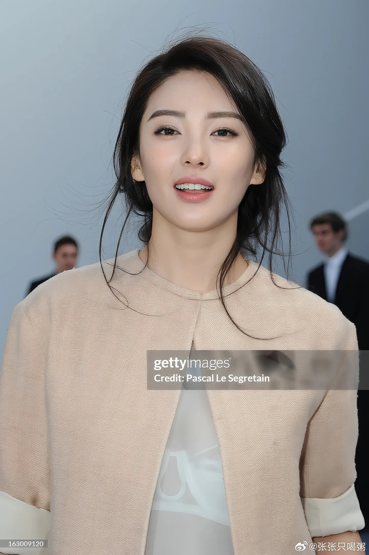 话说，长成张雨绮这样嚣张一点也没什么吧！