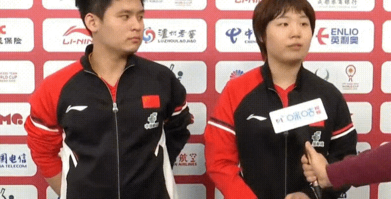 哈哈哈，太欢乐了，蒯曼你笑啥呢混团世界杯战胜瑞典后，“动漫”组合蒯曼和林诗栋接受