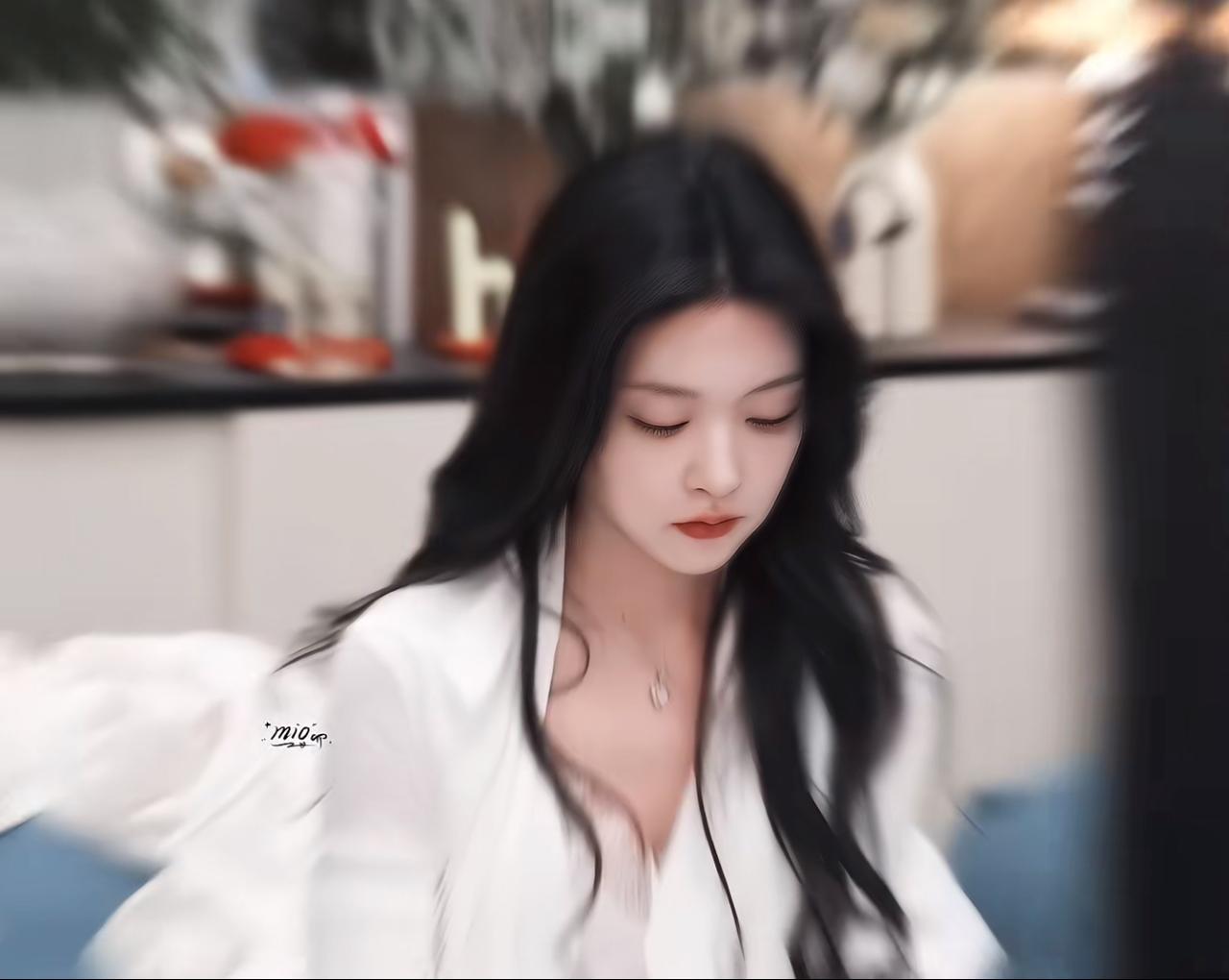 《半熟恋人》追到现在，我越来越磕不下去了，甚至开始怀疑——周佑凌该不会也是个“端