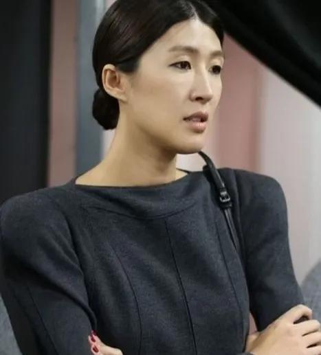 娱乐圈里的离婚典范诞生了，打破我对所有名人婚姻破裂的刻板印象，不服不行！一没有