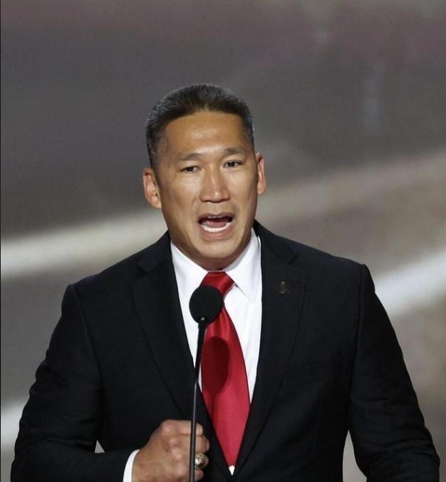 4月22日，美国五角大楼突然发布了一则消息，简短到只有几行字，但看完的人心里都咯