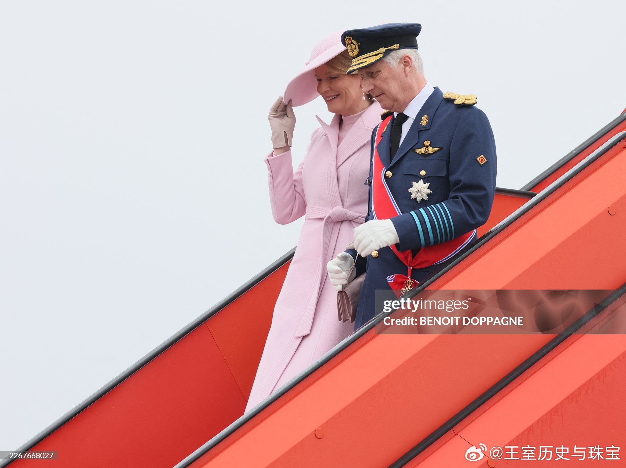 新闻2026.3.24比利时国事访问挪威Day1，比利时国王夫妇乘机抵达奥