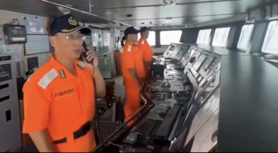 话都说不清，还说“中国海警船”，“你们的国家”，就这点，有录像为证，到时不管怎样